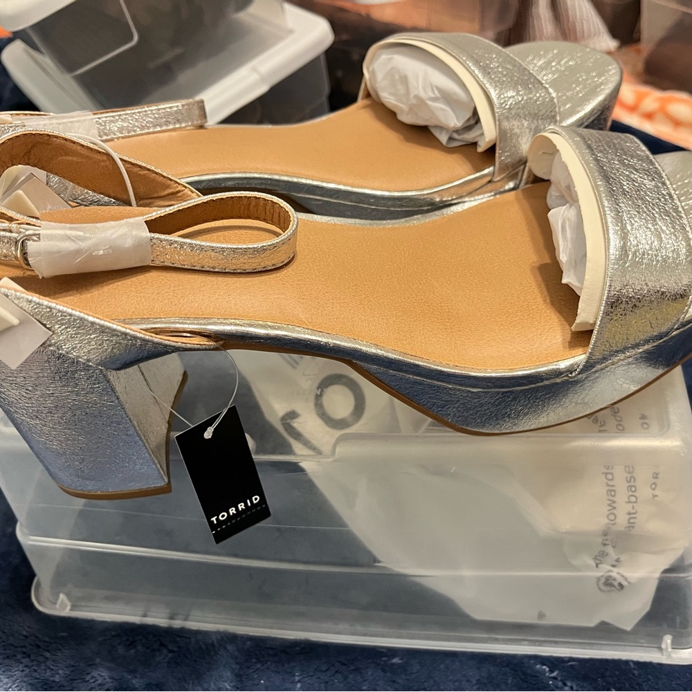 Torrid Silver Women's Sandals - Picture 5 of 11